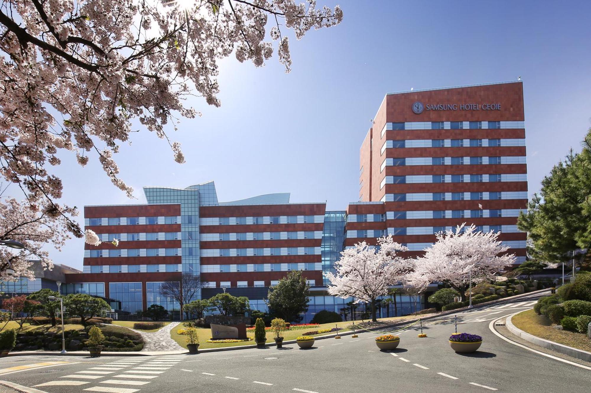 Geoje Samsung Hotel Екстер'єр фото